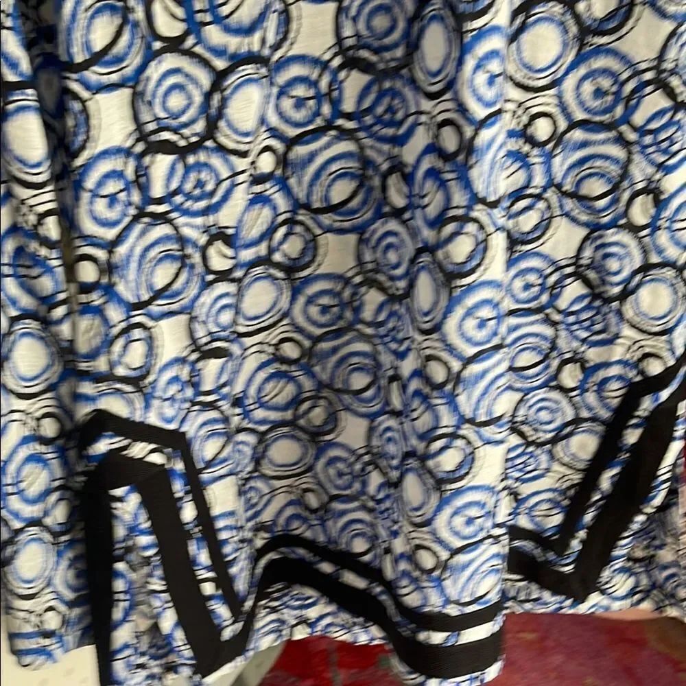 Blue Patterned Women's Top - Picture 6 of 7